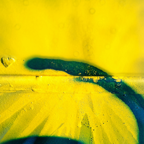 Acrylic bongs & glass bongs