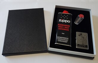 Zippo Geschenkbox H Fzg. 60001150 + Steine + Benzin