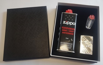 Zippo lighter displ. present Akra Box J